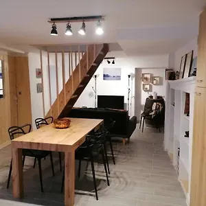 Maison De Bourg 6 Personnes , Besse-et-Saint-Anastaise France